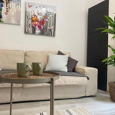 Apartment Alfonzetti-5 Min Walk To Central Train And Bus Station カターニア エクステリア 写真