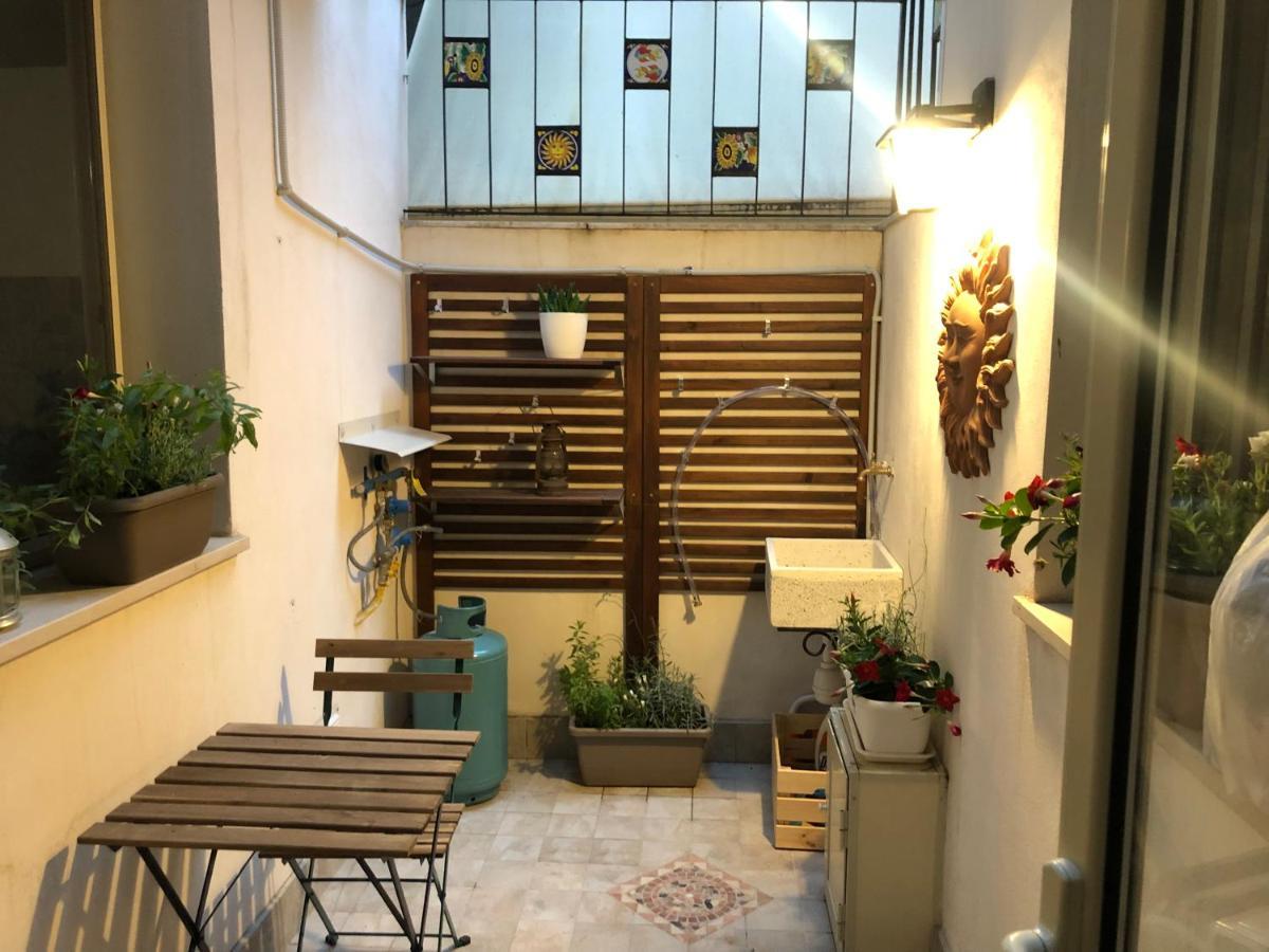 Apartment Alfonzetti-5 Min Walk To Central Train And Bus Station カターニア エクステリア 写真